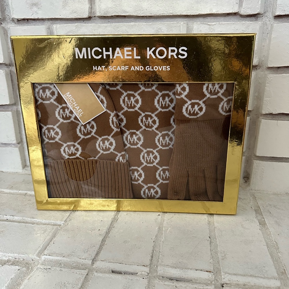 Michael Kors Hat Scarf Gloves New NIB
